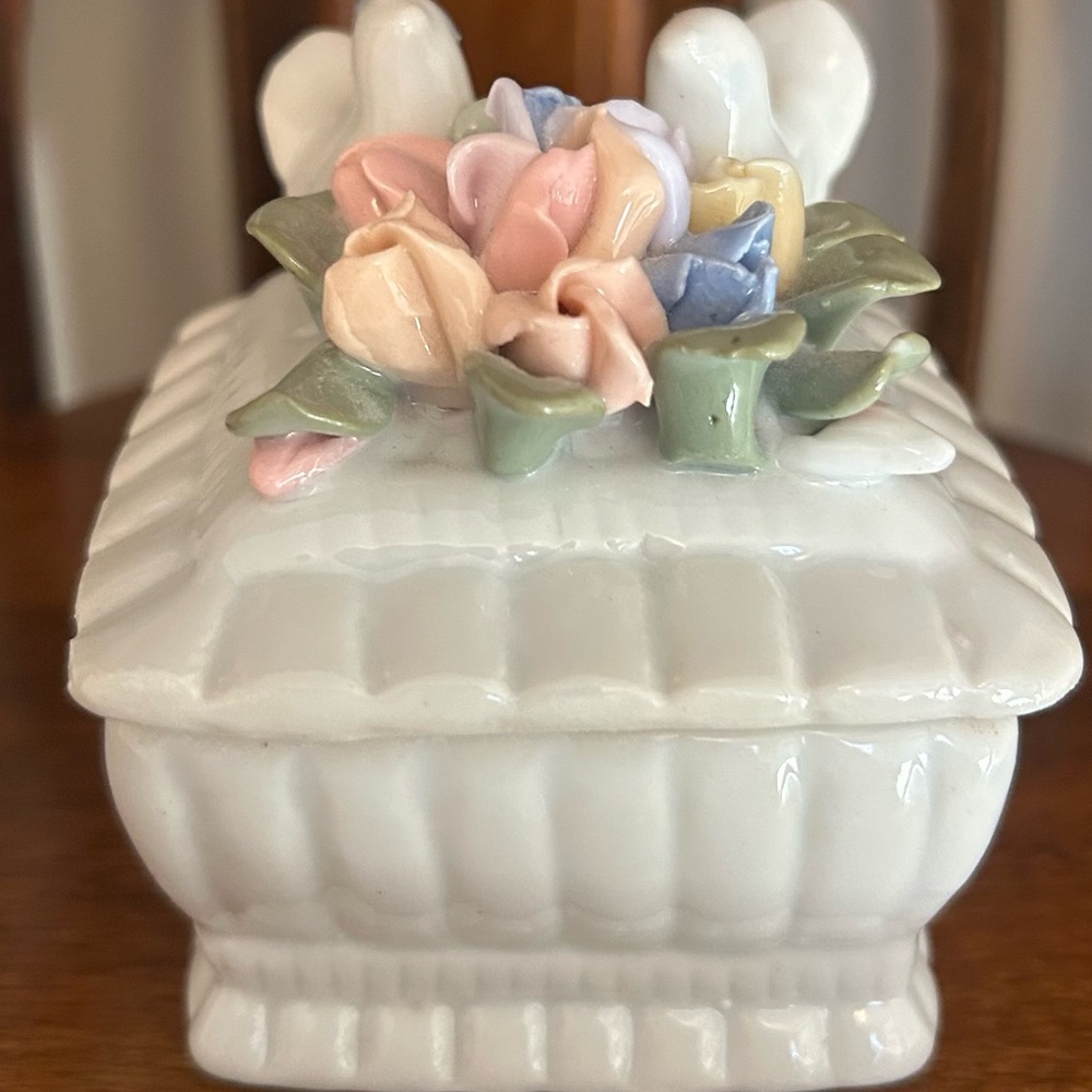 Porcelain Dove Trinket Box Hand-painted Floral Lid